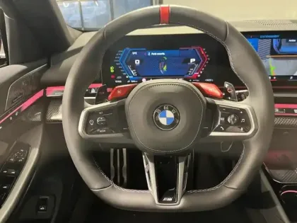 Photo 5 BMW M5  Touring 4.4 V8 PHEV 727ch