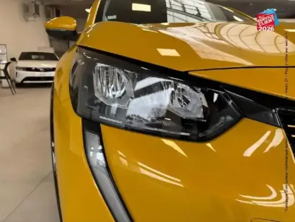 Photo 12 Peugeot 208  e- 136ch Roadtrip