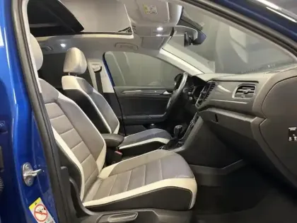 Photo 13 Volkswagen T-roc  1.5 TSI EVO 150ch Carat Exclusive DSG7 S&S