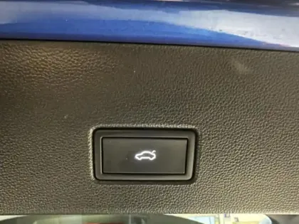 Photo 10 Volkswagen T-roc  1.5 TSI EVO 150ch Carat Exclusive DSG7 S&S