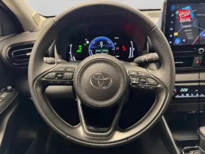 Photo 11 Toyota Yaris  116h Design 5p MY25