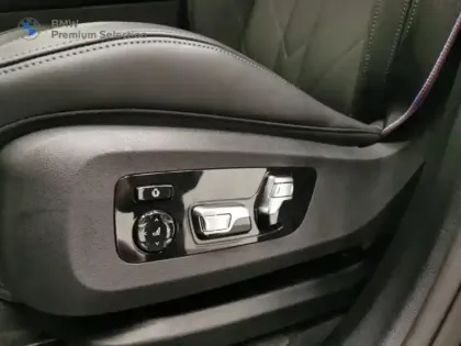 Photo 9 BMW Xm  50e 3.0 476ch