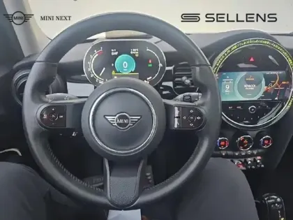 Photo 5 Mini Mini  5 Portes Cooper 136ch Edition Camden BVA7