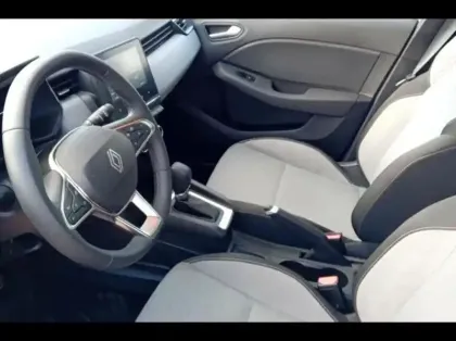 Photo 9 Renault Clio  1.6 E-Tech 145ch full hybrid Evolution - 25