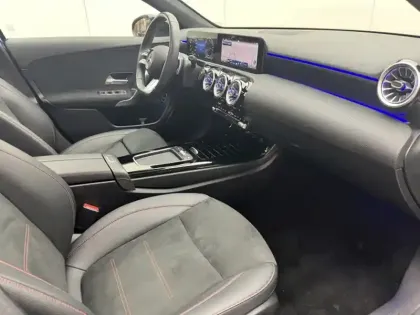 Photo 17 Mercedes Classe A Gén. IV (W177) Ph2 AMG Line 5