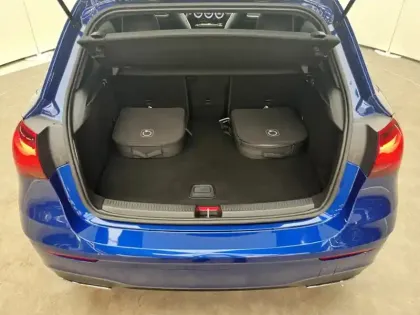 Photo 9 Mercedes Classe A Gén. IV (W177) Ph2 AMG Line 5