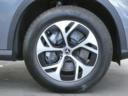 Photo 10 Mercedes Classe GLC SUV 300 e Hybrid EQ 4MATIC Avantgarde Line