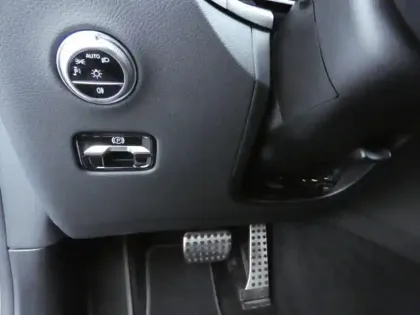 Photo 14 Mercedes Classe GLC SUV 300 e Hybrid EQ 4MATIC Avantgarde Line