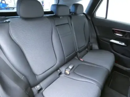 Photo 8 Mercedes Classe GLC SUV 300 e Hybrid EQ 4MATIC Avantgarde Line