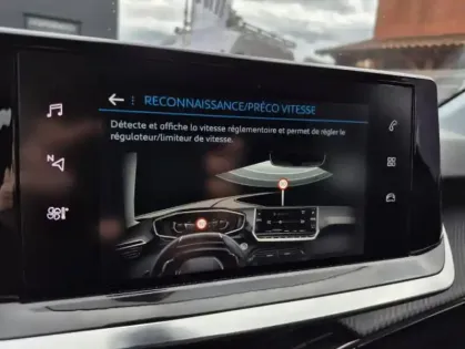 Photo 25 Peugeot 208 II PureTech 100 S&amp;S EAT8 Active Pack