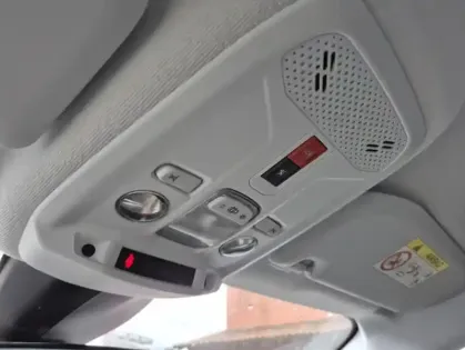 Photo 32 Peugeot 208 II PureTech 100 S&amp;S EAT8 Active Pack