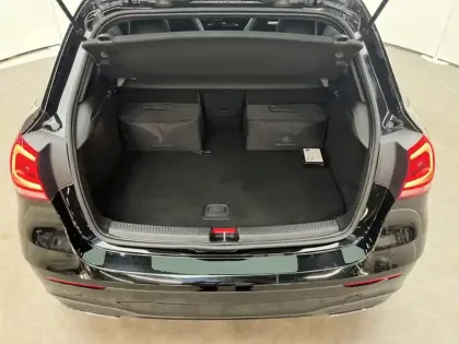 Photo 9 Mercedes Classe A Gén. IV (W177) Ph1 AMG Line 5