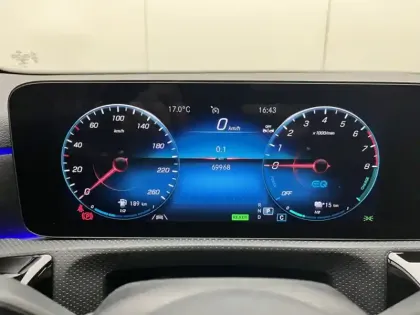 Photo 18 Mercedes Classe A Gén. IV (W177) Ph1 AMG Line 5