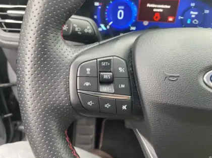 Photo 15 Ford Kuga 2.5 Duratec 225ch PHEV ST-Line BVA