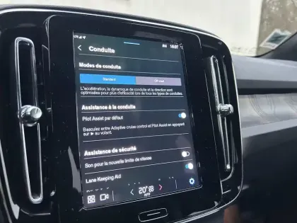 Photo 16 Volvo Xc40  Recharge Extended Range 252 ch 1EDT