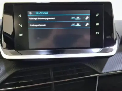 Photo 22 Peugeot 208  PureTech 100 S&S EAT8