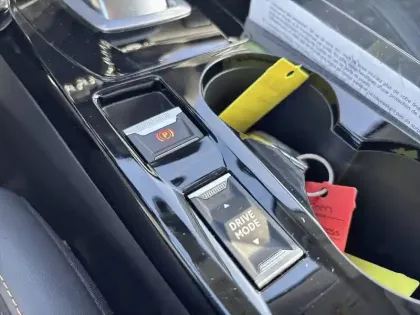 Photo 43 Peugeot 208  Electrique 50 kWh 136ch