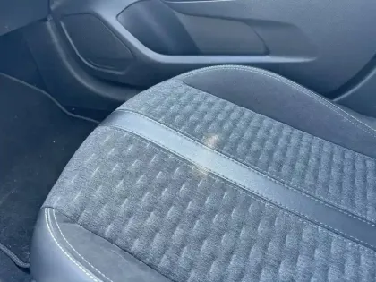 Photo 24 Peugeot 208  Electrique 50 kWh 136ch