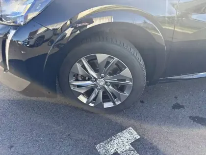 Photo 38 Peugeot 208  Electrique 50 kWh 136ch