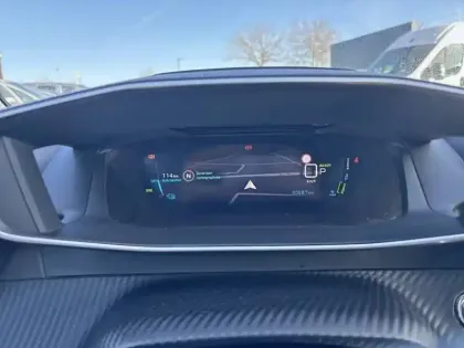Photo 35 Peugeot 208  Electrique 50 kWh 136ch