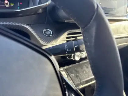 Photo 48 Peugeot 208  Electrique 50 kWh 136ch