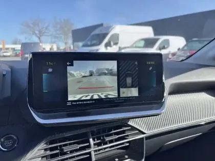 Photo 14 Peugeot 208  Electrique 50 kWh 136ch