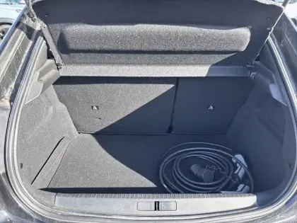 Photo 31 Peugeot 208  Electrique 50 kWh 136ch