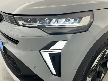 Photo 24 Renault Symbioz  E-Tech full hybrid 145