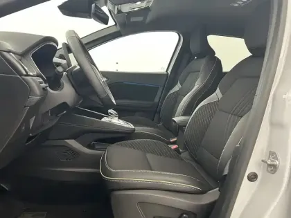 Photo 17 Renault Symbioz  E-Tech full hybrid 145