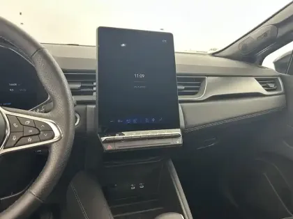 Photo 13 Renault Symbioz  E-Tech full hybrid 145