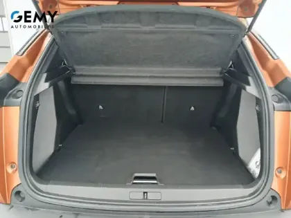 Photo 22 Peugeot 2008  PureTech 130 S&S EAT8