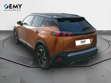 Photo 6 Peugeot 2008  PureTech 130 S&S EAT8