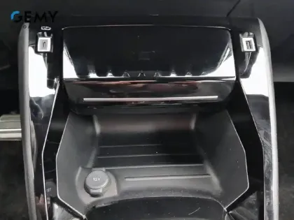 Photo 36 Peugeot 2008  PureTech 130 S&S EAT8