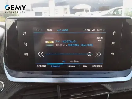 Photo 14 Peugeot 2008  PureTech 130 S&S BVM6