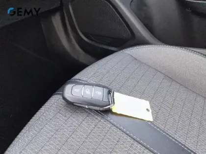 Photo 25 Peugeot 2008  PureTech 130 S&S BVM6