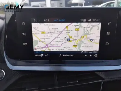 Photo 13 Peugeot 2008  PureTech 130 S&S BVM6