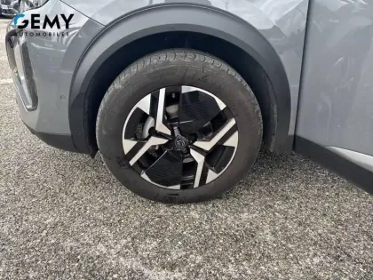 Photo 10 Peugeot 2008  PureTech 130 S&S EAT8