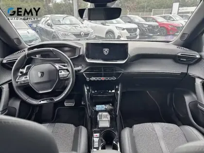 Photo 7 Peugeot 2008  PureTech 130 S&S EAT8