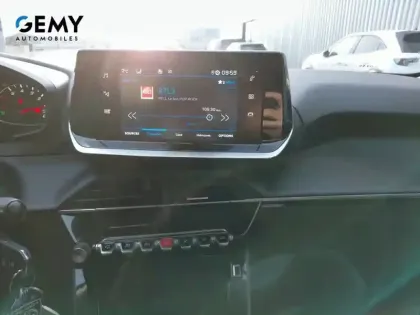 Photo 11 Peugeot 2008  BlueHDi 110 S&S BVM6