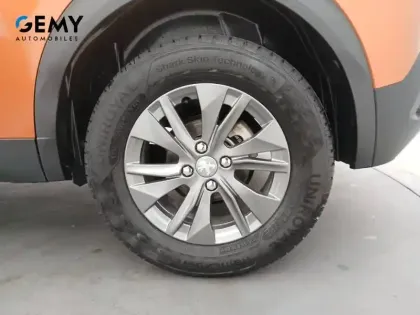 Photo 70 Peugeot 2008  BlueHDi 110 S&S BVM6