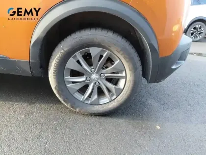 Photo 10 Peugeot 2008  BlueHDi 110 S&S BVM6