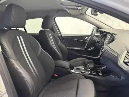 Photo 12 BMW Serie 1 116i 109 ch DKG7