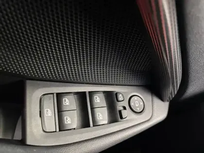 Photo 31 BMW Serie 1 116i 109 ch DKG7