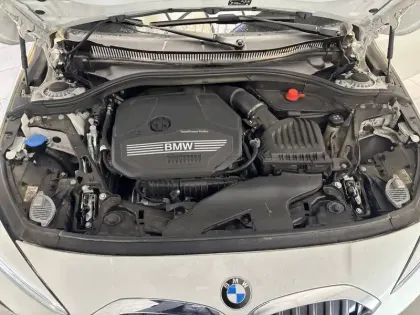 Photo 15 BMW Serie 1 116i 109 ch DKG7