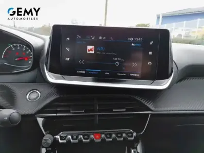 Photo 11 Peugeot 208  PureTech 100 S&S BVM6