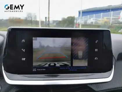 Photo 12 Peugeot 208  PureTech 100 S&S BVM6