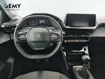 Photo 23 Peugeot 208  PureTech 100 S&S BVM6