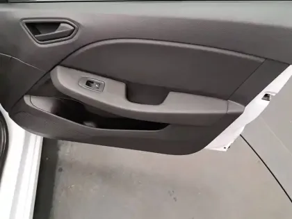 Photo 23 Renault Clio  SCe 65