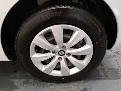 Photo 16 Renault Clio  SCe 65