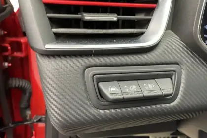 Photo 37 Renault Clio  E-Tech 140